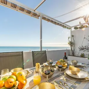 Apartamento Homeabroad - ático Deluxe With Free Parking, Fuengirola